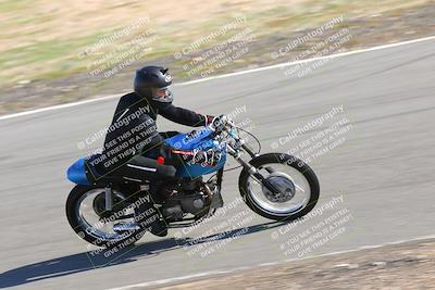 media/Feb-05-2023-Classic Track Day (Sun) [[c35aca4a42]]/Group 3/session 1 turn 9/